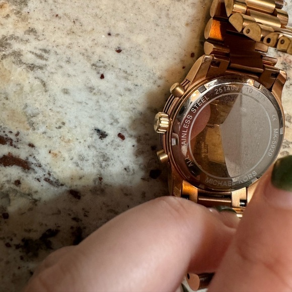 Michael Kors Chronograph Rose Gold-tone White Dial Cooper Women's Watch … - Picture 4 of 5